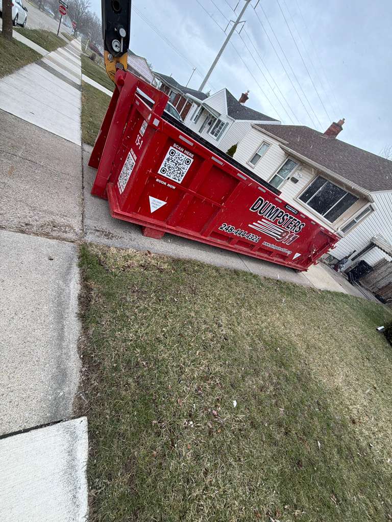 Dumpsters 911 Residential Driveway Delivery
